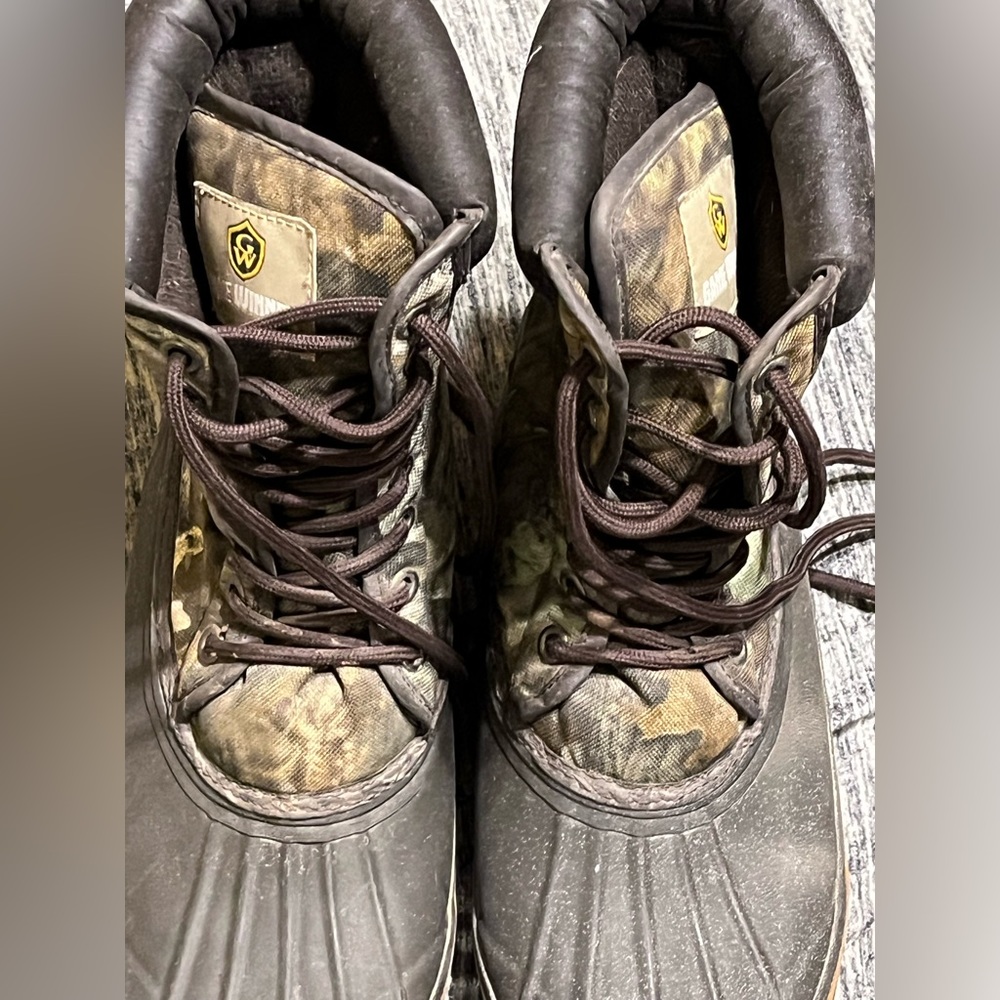 Game Winner camouflage mud hunting boots, size 9 male, only been used once.